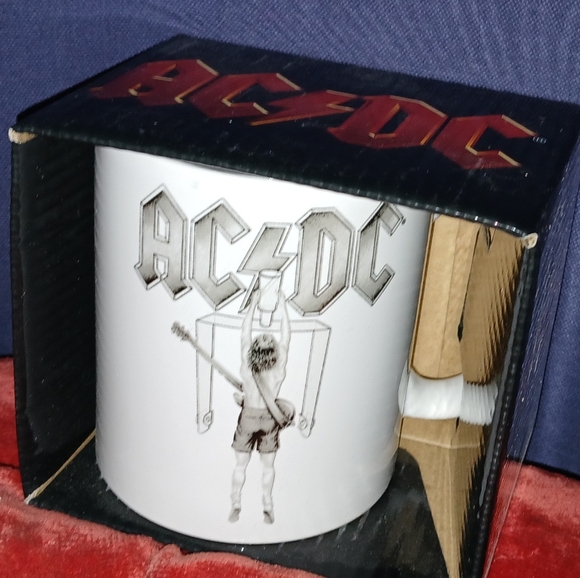 AC/DC coffee mug - Picture 1 of 4